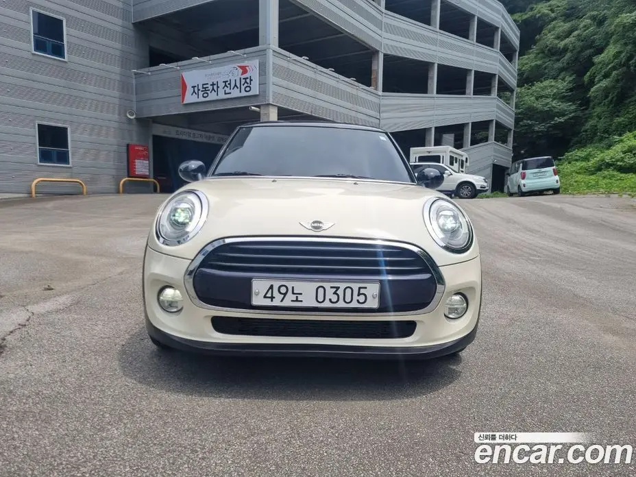 Mini Cooper 2016 1.5 автомат (гидро), фото 3