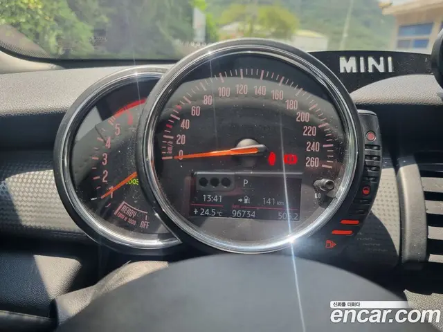 Mini Cooper 2016 1.5 автомат (гидро), миниатюра 8