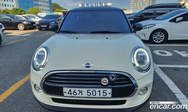 Mini Cooper 2017 1.5 автомат (гидро), миниатюра 1 Mini Cooper 2017 1.5 автомат (гидро), миниатюра 1