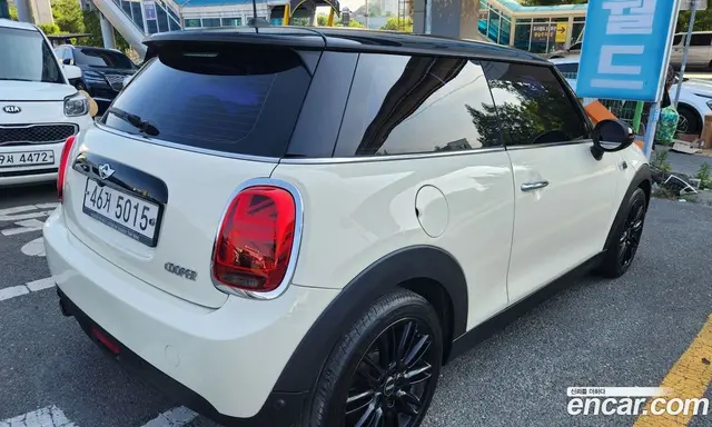 Mini Cooper 2017 1.5 автомат (гидро), миниатюра 5 Mini Cooper 2017 1.5 автомат (гидро), миниатюра 5