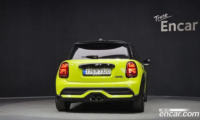 Mini Cooper 2023 2.0 автомат (гидро), миниатюра 4 Mini Cooper 2023 2.0 автомат (гидро), миниатюра 4