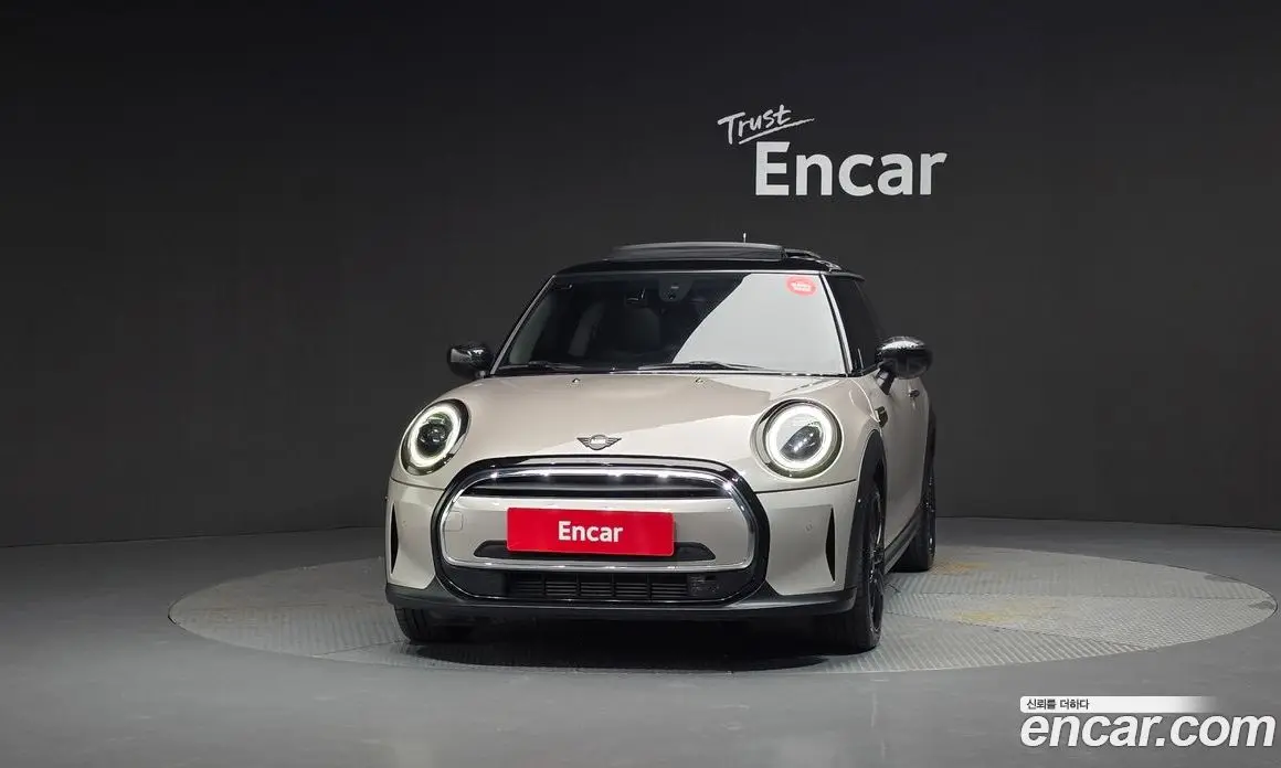 Mini Cooper 2023 1.5 автомат (гидро), фото 3 Mini Cooper 2023 1.5 автомат (гидро), фото 3