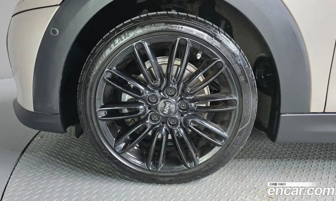 Mini Cooper 2023 1.5 автомат (гидро), фото 5 Mini Cooper 2023 1.5 автомат (гидро), фото 5