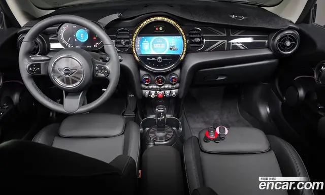 Mini Cooper 2023 1.5 автомат (гидро), миниатюра 10 Mini Cooper 2023 1.5 автомат (гидро), миниатюра 10