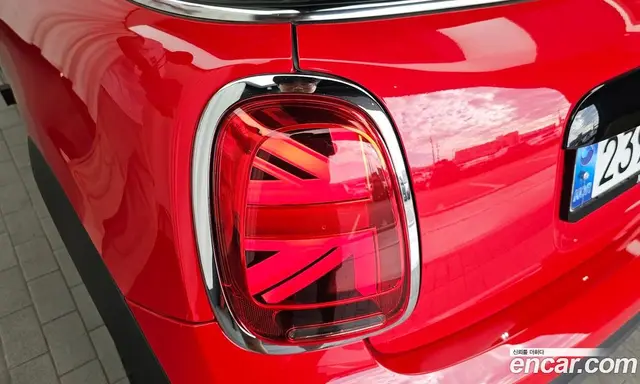 Mini Cooper Convertible 2024 1.5 автомат (гидро), миниатюра 9 Mini Cooper Convertible 2024 1.5 автомат (гидро), миниатюра 9