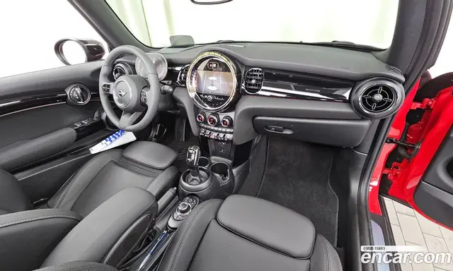 Mini Cooper Convertible 2024 1.5 автомат (гидро), миниатюра 10 Mini Cooper Convertible 2024 1.5 автомат (гидро), миниатюра 10