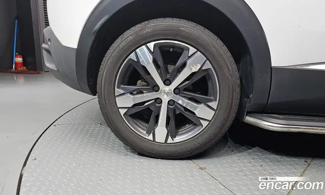 Peugeot 3008 2017 1.6 автомат (гидро), миниатюра 5 Peugeot 3008 2017 1.6 автомат (гидро), миниатюра 5