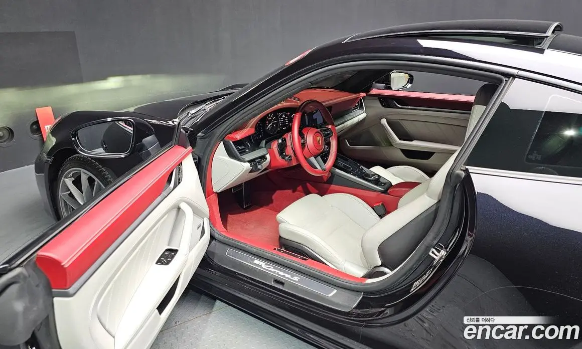 Porsche 911 2020 3.0 автомат (гидро), фото 10 Porsche 911 2020 3.0 автомат (гидро), фото 10