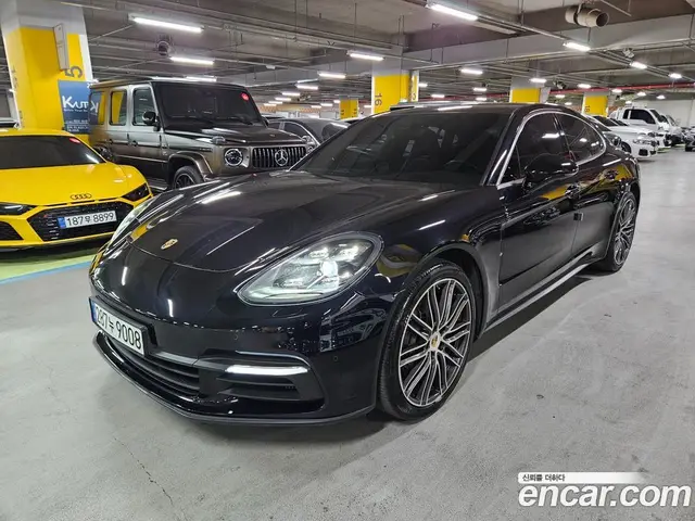 Porsche Panamera, 2018, 102 161 км