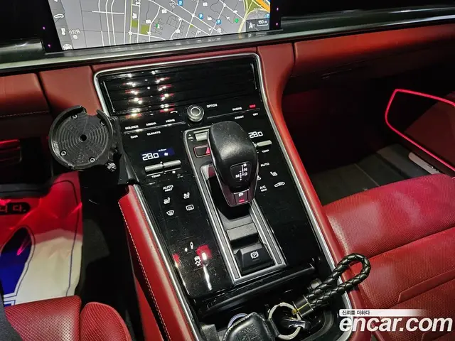 Porsche Panamera 2018 2.9 автомат (гидро), миниатюра 12
