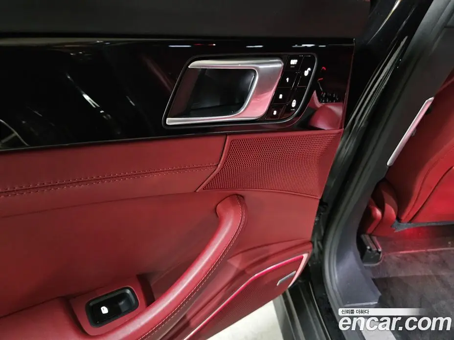 Porsche Panamera 2018 2.9 автомат (гидро), фото 15