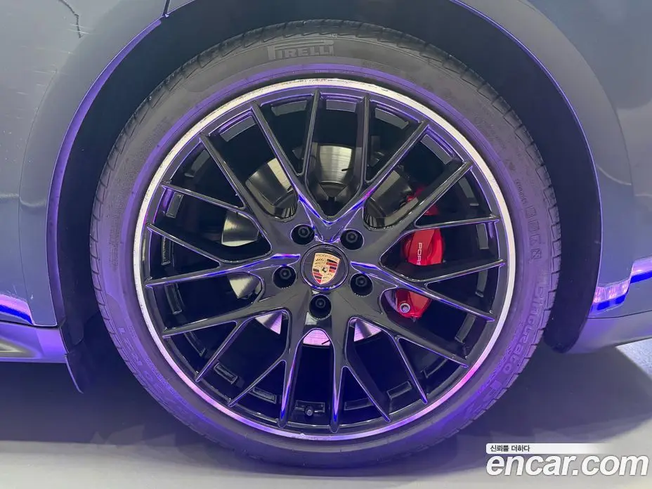 Porsche Panamera 2022 4.0 автомат (гидро), фото 7 Porsche Panamera 2022 4.0 автомат (гидро), фото 7