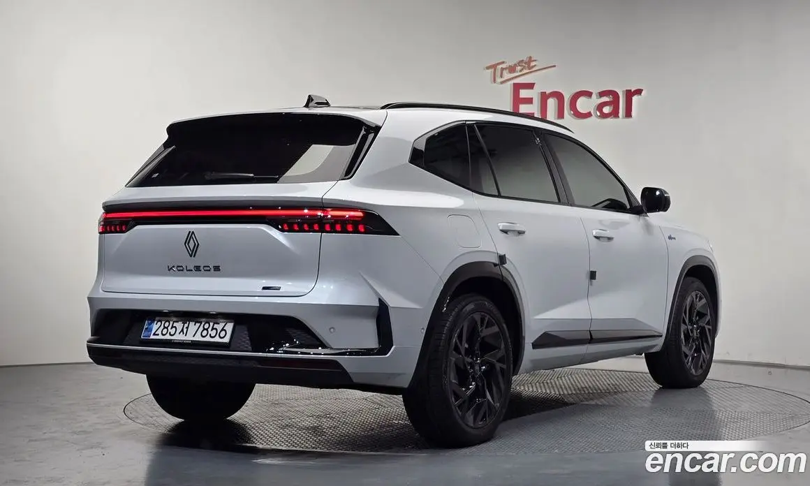 Renault (Samsung) Grand Koleos 2025 1.5 автомат (гидро), фото 2 Renault (Samsung) Grand Koleos 2025 1.5 автомат (гидро), фото 2