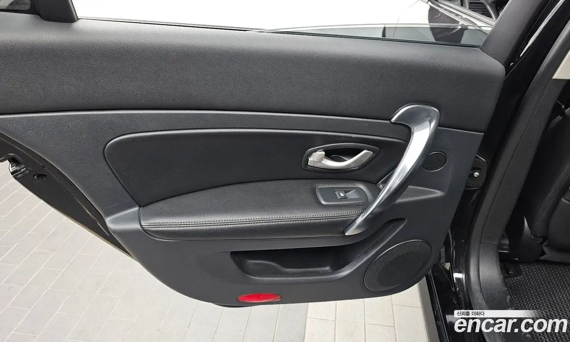 Renault (Samsung) SM5 2013 2.0 автомат (гидро), фото 15 Renault (Samsung) SM5 2013 2.0 автомат (гидро), фото 15