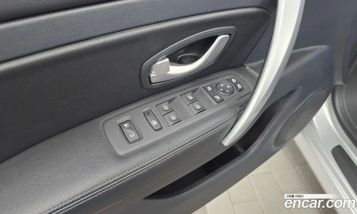Renault (Samsung) SM5 2018 2.0 автомат (гидро), фото 27 Renault (Samsung) SM5 2018 2.0 автомат (гидро), фото 27