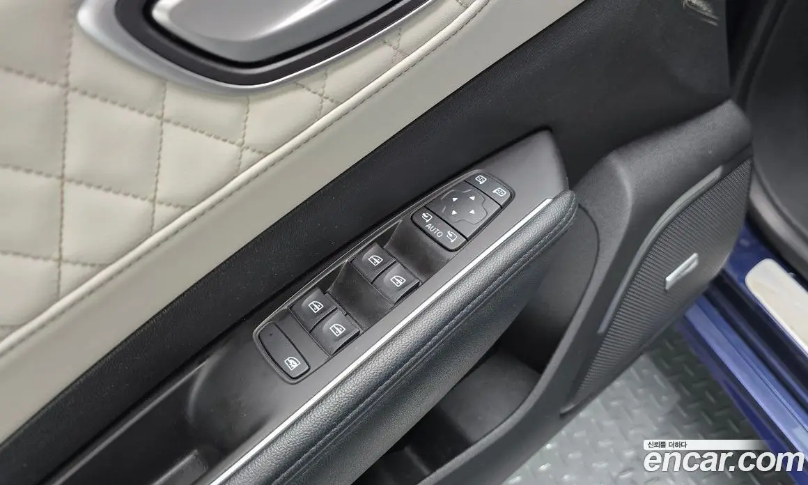 Renault (Samsung) SM6 2018 2.0 автомат (гидро), фото 15 Renault (Samsung) SM6 2018 2.0 автомат (гидро), фото 15