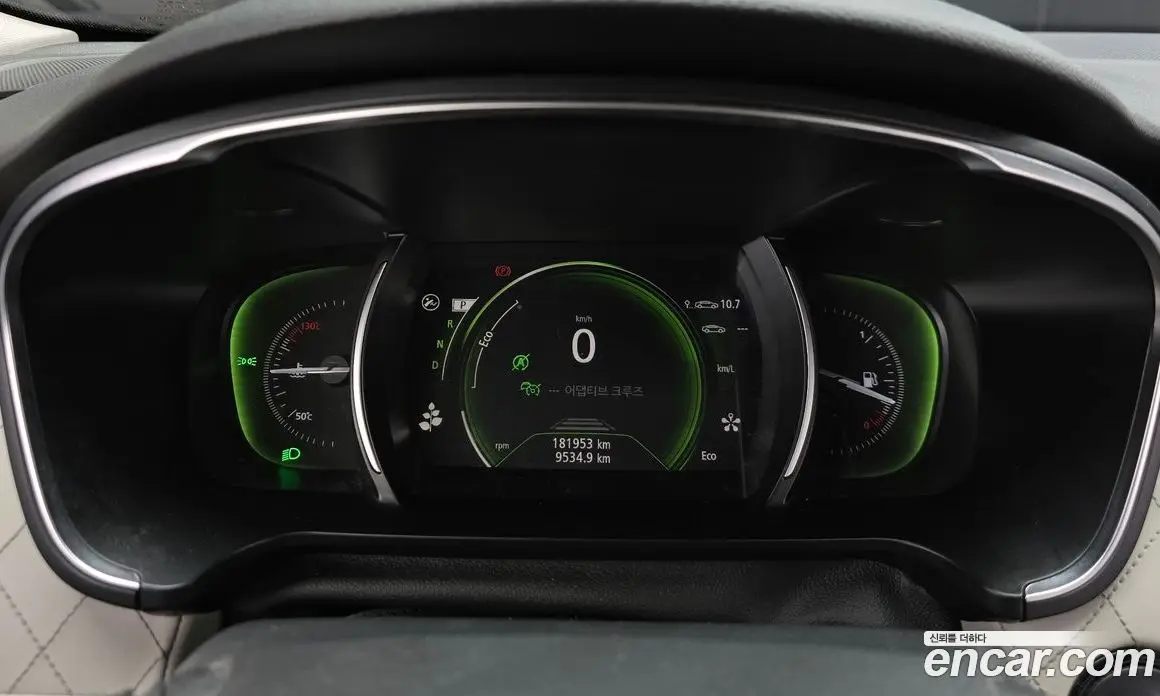 Renault (Samsung) SM6 2018 2.0 автомат (гидро), фото 8 Renault (Samsung) SM6 2018 2.0 автомат (гидро), фото 8