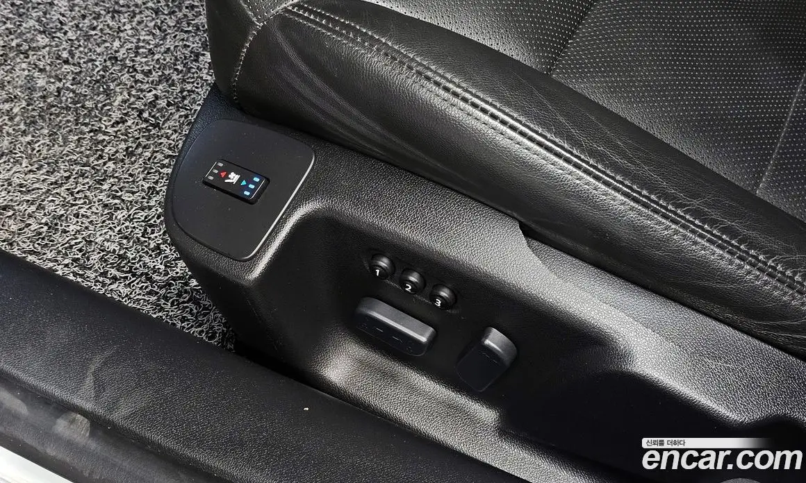 Renault (Samsung) SM7 2018 2.0 автомат (гидро), фото 17 Renault (Samsung) SM7 2018 2.0 автомат (гидро), фото 17