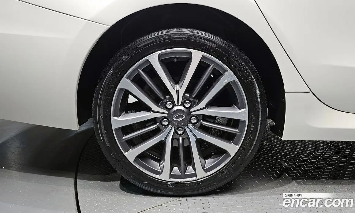 Renault (Samsung) SM7 2018 2.0 автомат (гидро), фото 5 Renault (Samsung) SM7 2018 2.0 автомат (гидро), фото 5