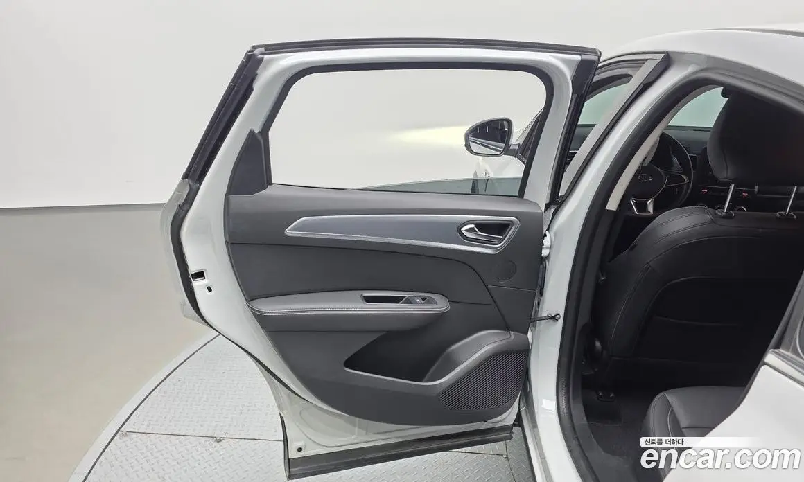 Renault (Samsung) XM3 2022 1.6 автомат (гидро), фото 15 Renault (Samsung) XM3 2022 1.6 автомат (гидро), фото 15