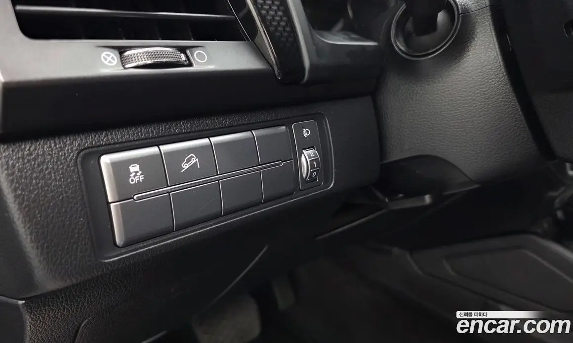 SsangYong Rexton 2019 2.2 автомат (гидро), фото 25 SsangYong Rexton 2019 2.2 автомат (гидро), фото 25