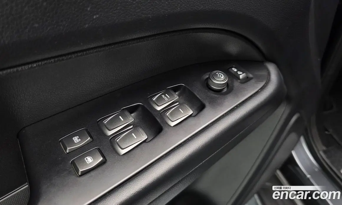 SsangYong Rexton 2019 2.2 автомат (гидро), фото 27 SsangYong Rexton 2019 2.2 автомат (гидро), фото 27