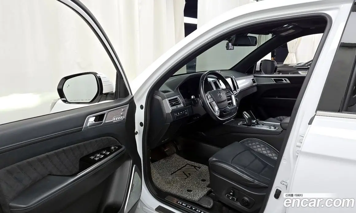 SsangYong Rexton 2022 2.2 автомат (гидро), фото 10 SsangYong Rexton 2022 2.2 автомат (гидро), фото 10