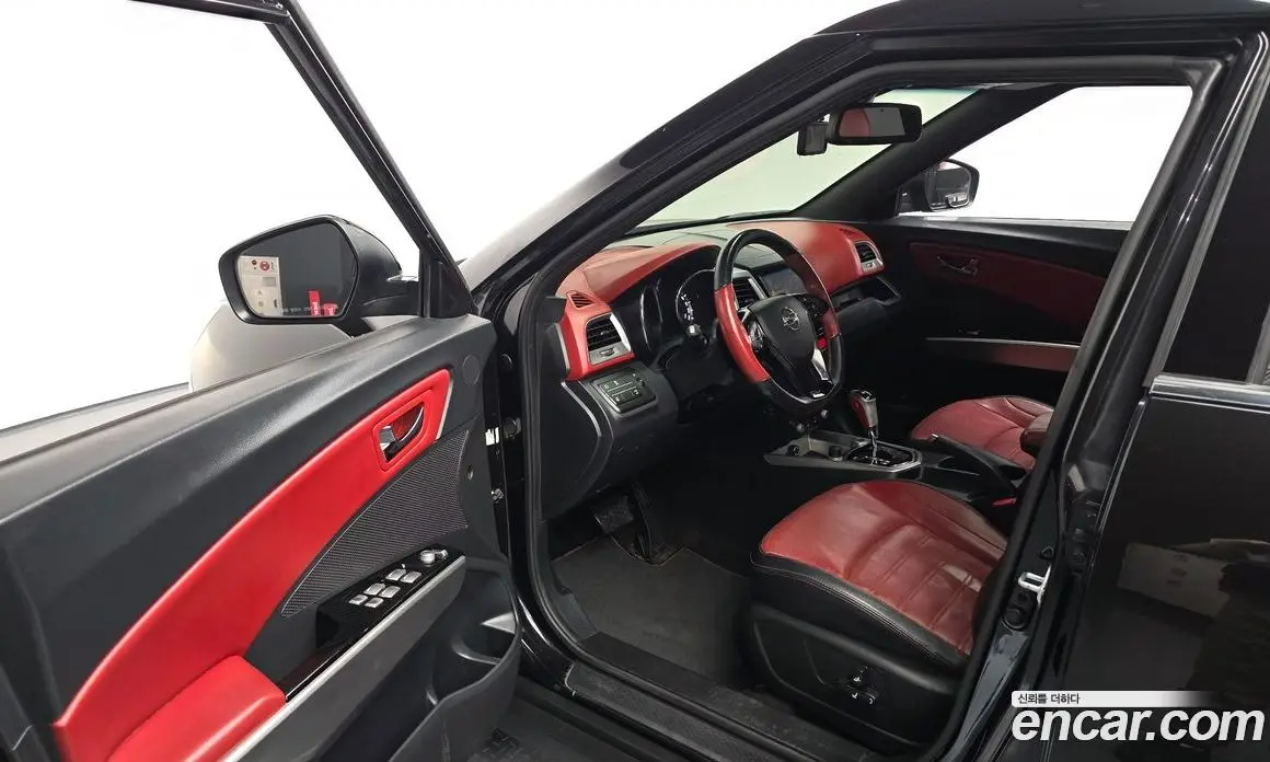 SsangYong TIBOLI 2015 1.6 автомат (гидро), фото 13