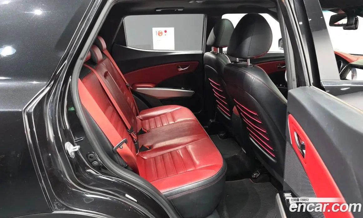 SsangYong TIBOLI 2015 1.6 автомат (гидро), фото 18