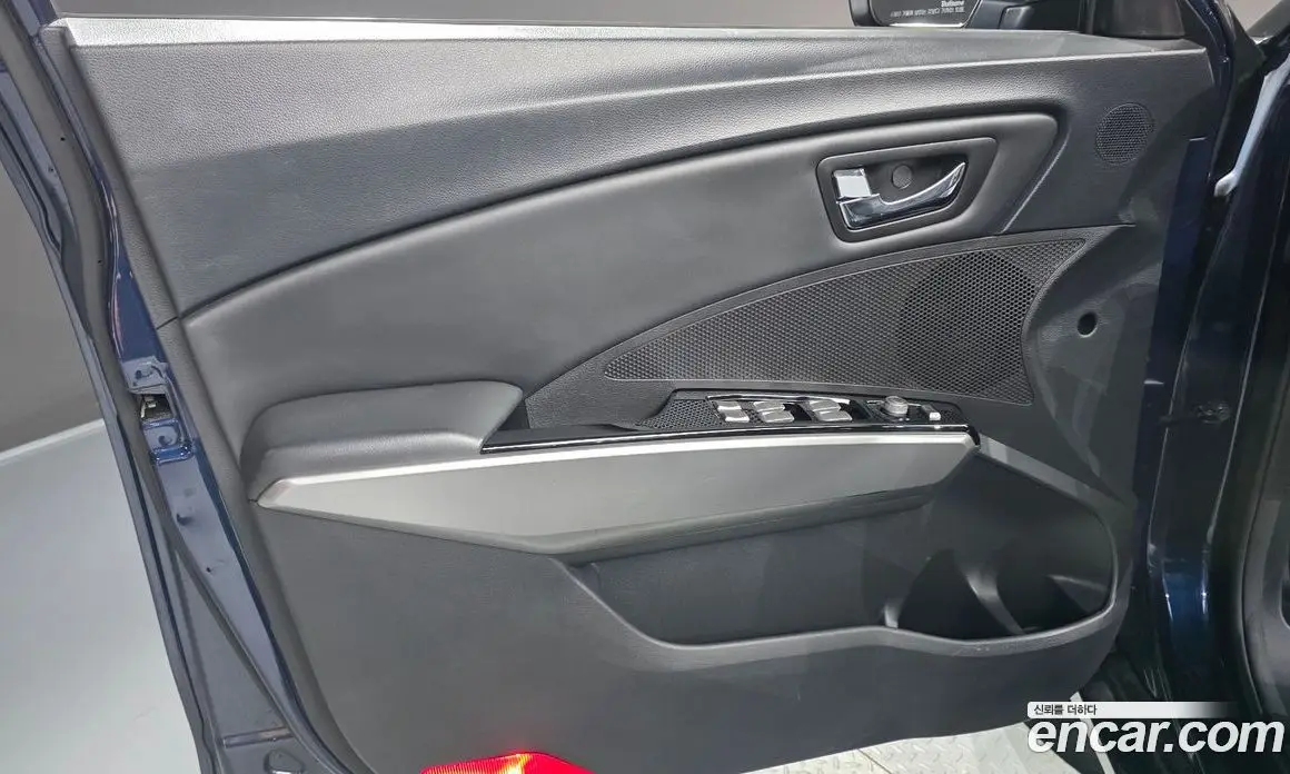 SsangYong TIBOLI 2015 1.6 автомат (гидро), фото 14 SsangYong TIBOLI 2015 1.6 автомат (гидро), фото 14