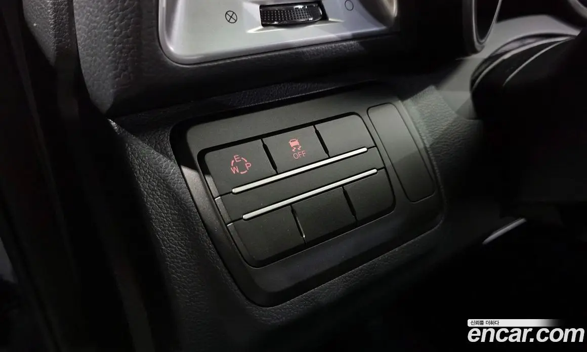 SsangYong TIBOLI 2015 1.6 автомат (гидро), фото 25 SsangYong TIBOLI 2015 1.6 автомат (гидро), фото 25
