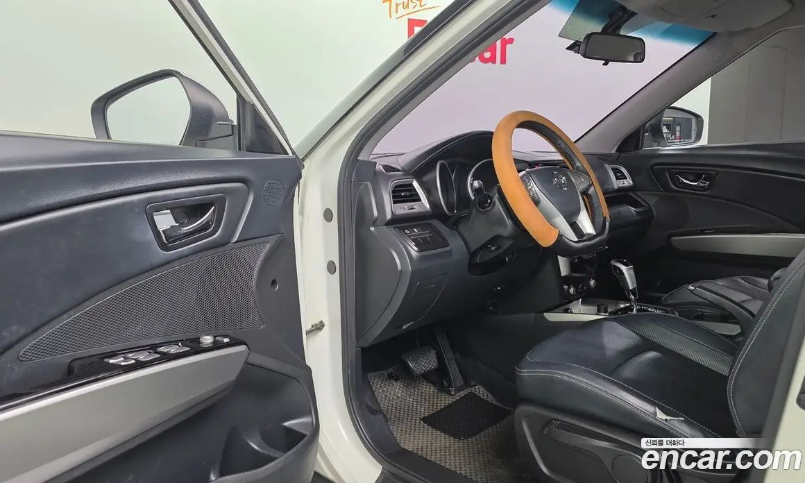 SsangYong TIBOLI 2016 1.6 автомат (гидро), фото 11