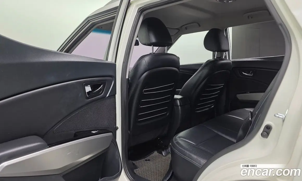 SsangYong TIBOLI 2016 1.6 автомат (гидро), фото 18