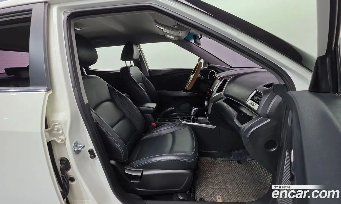 SsangYong TIBOLI 2016 1.6 автомат (гидро), фото 10