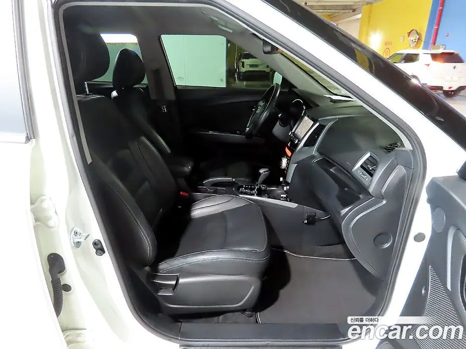 SsangYong TIBOLI 2017 1.6 автомат (гидро), фото 8 SsangYong TIBOLI 2017 1.6 автомат (гидро), фото 8