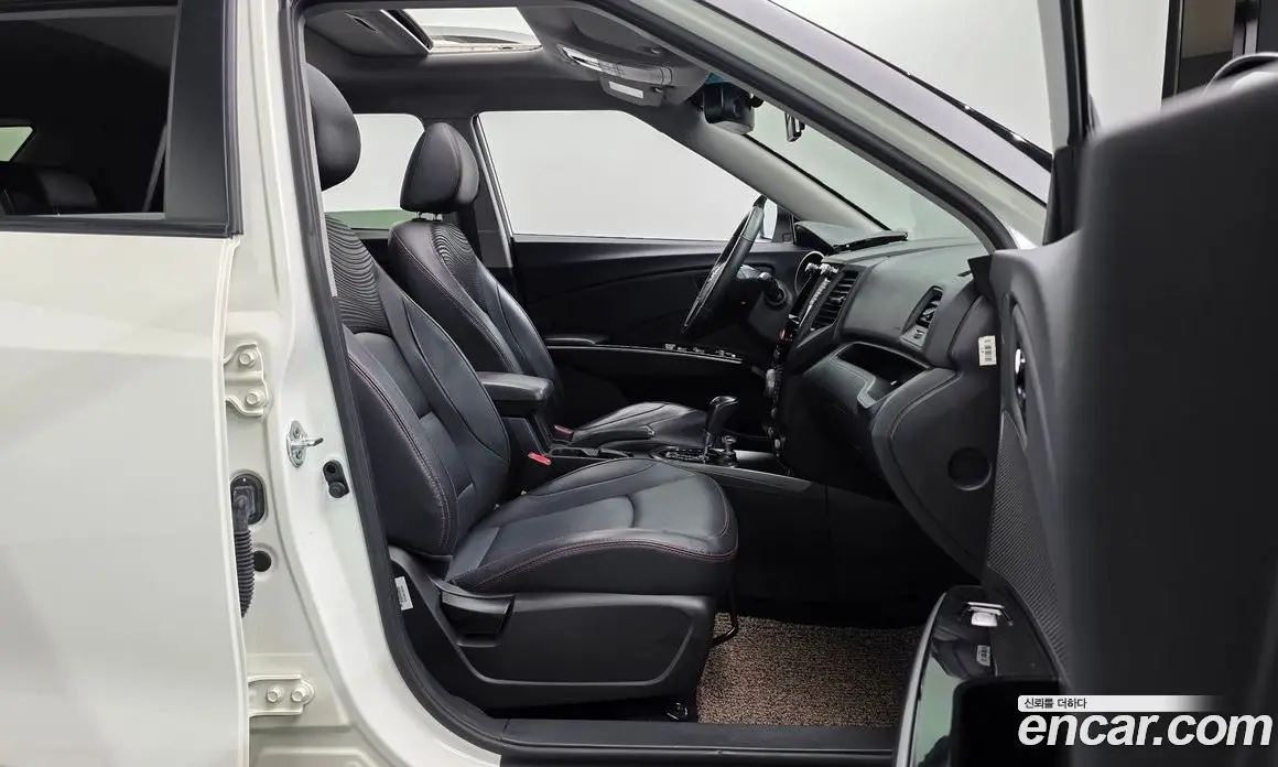 SsangYong TIBOLI 2017 1.6 автомат (гидро), фото 15