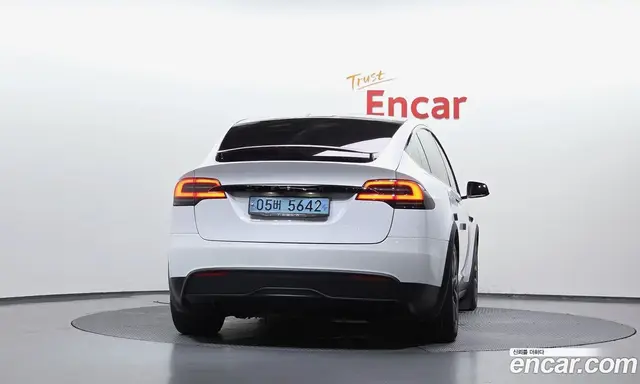 Tesla Model X 2023 0.3 автомат (гидро), миниатюра 4 Tesla Model X 2023 0.3 автомат (гидро), миниатюра 4