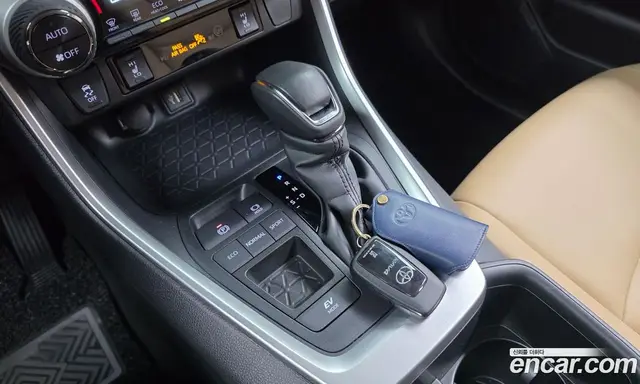 Toyota RAV4 2023 2.5 автомат (гидро), миниатюра 9 Toyota RAV4 2023 2.5 автомат (гидро), миниатюра 9