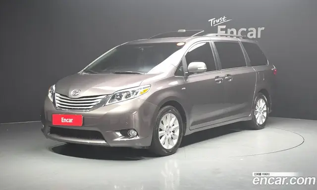 Toyota Sienna 2016 3.5 автомат (гидро), миниатюра 1 Toyota Sienna 2016 3.5 автомат (гидро), миниатюра 1