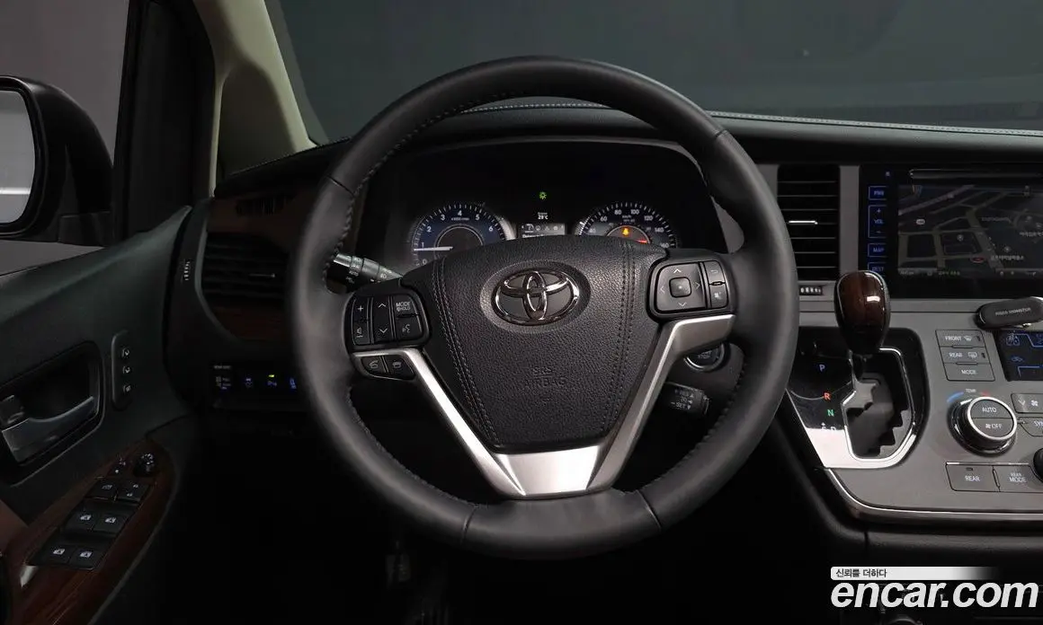 Toyota Sienna 2016 3.5 автомат (гидро), фото 13 Toyota Sienna 2016 3.5 автомат (гидро), фото 13