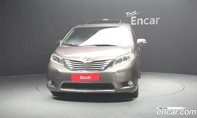 Toyota Sienna 2016 3.5 автомат (гидро), миниатюра 3 Toyota Sienna 2016 3.5 автомат (гидро), миниатюра 3