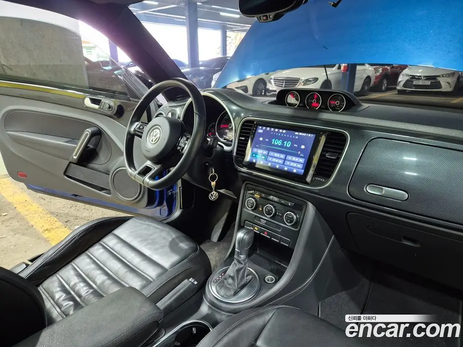 Volkswagen Beatle 2012 2.0 автомат (гидро), фото 16 Volkswagen Beatle 2012 2.0 автомат (гидро), фото 16