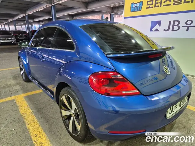Volkswagen Beatle 2012 2.0 автомат (гидро), миниатюра 7 Volkswagen Beatle 2012 2.0 автомат (гидро), миниатюра 7