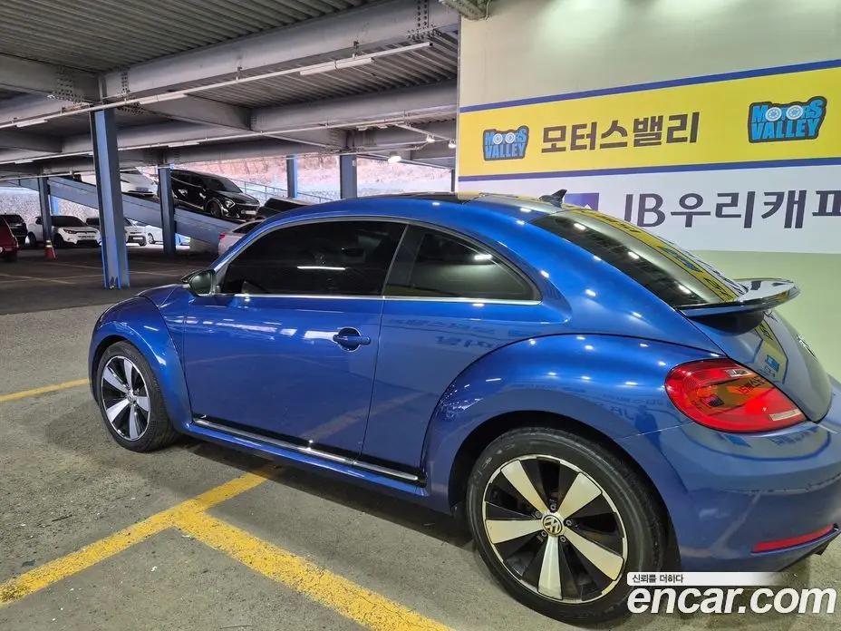 Volkswagen Beatle 2012 2.0 автомат (гидро), фото 8 Volkswagen Beatle 2012 2.0 автомат (гидро), фото 8