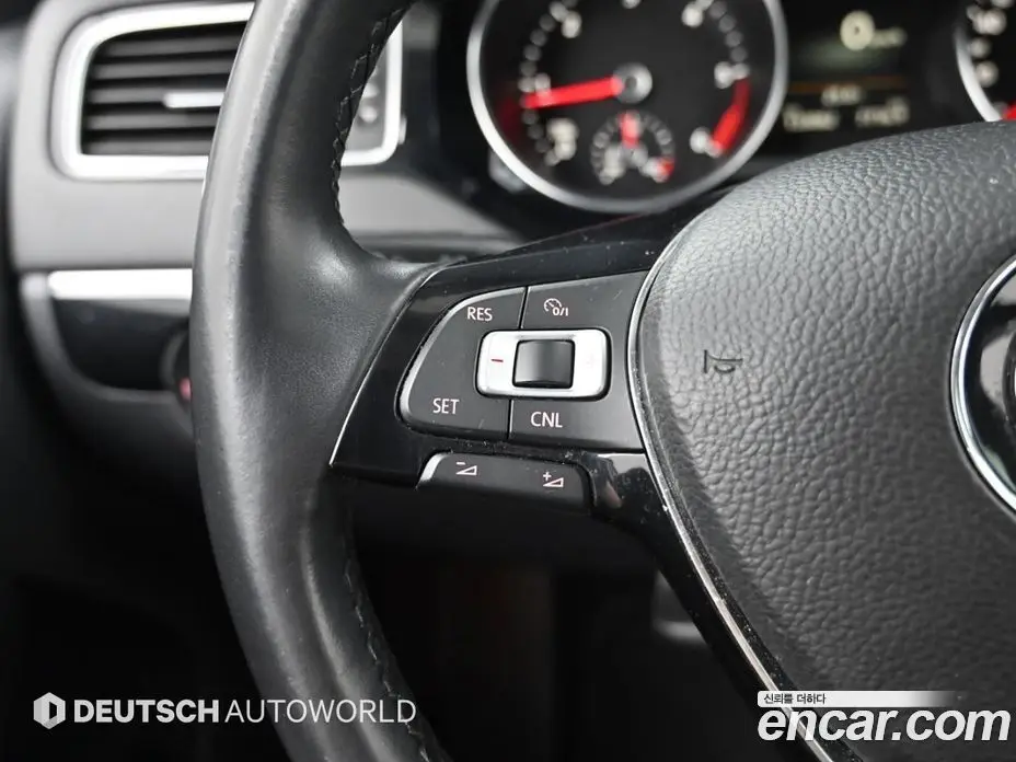 Volkswagen Jetta 2015 2.0 автомат (гидро), фото 15 Volkswagen Jetta 2015 2.0 автомат (гидро), фото 15
