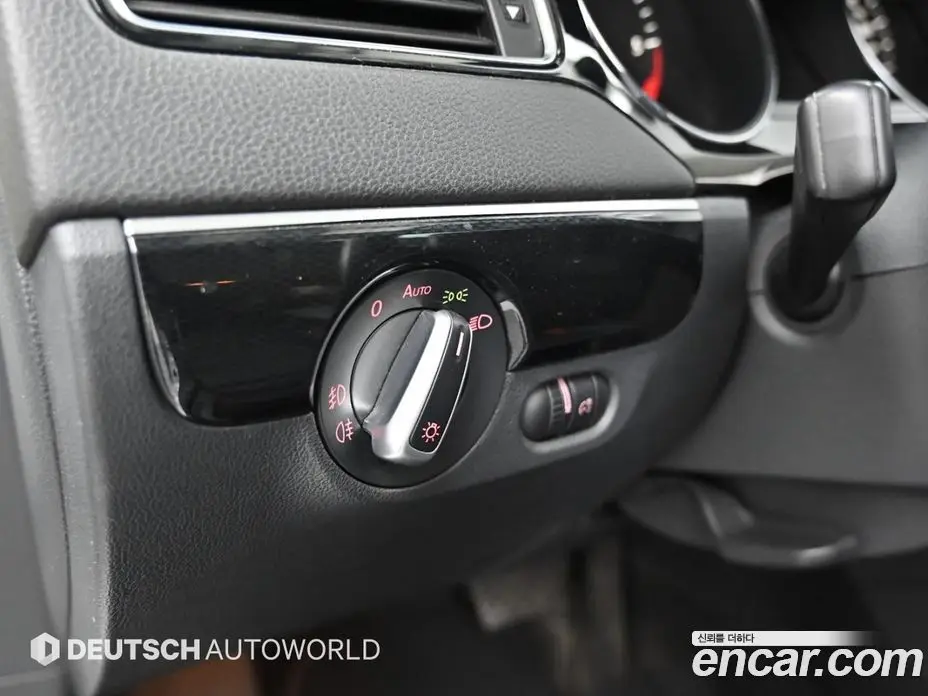 Volkswagen Jetta 2015 2.0 автомат (гидро), фото 16 Volkswagen Jetta 2015 2.0 автомат (гидро), фото 16