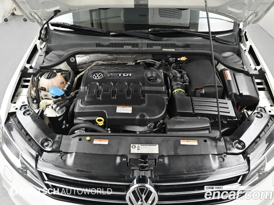 Volkswagen Jetta 2015 2.0 автомат (гидро), фото 6 Volkswagen Jetta 2015 2.0 автомат (гидро), фото 6