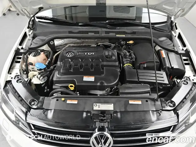 Volkswagen Jetta 2015 2.0 автомат (гидро), миниатюра 6 Volkswagen Jetta 2015 2.0 автомат (гидро), миниатюра 6