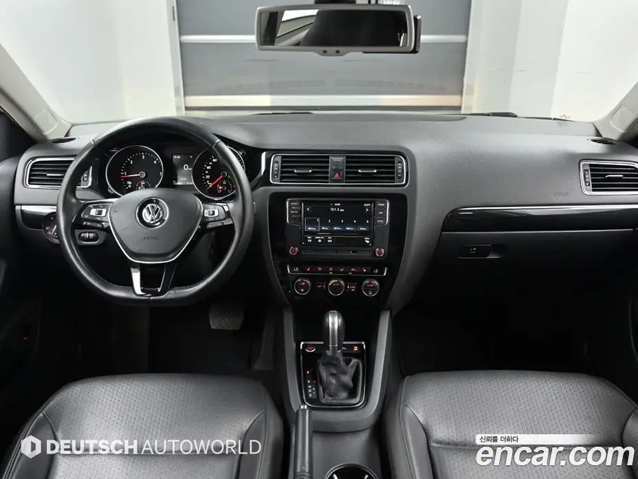 Volkswagen Jetta 2015 2.0 автомат (гидро), фото 7 Volkswagen Jetta 2015 2.0 автомат (гидро), фото 7