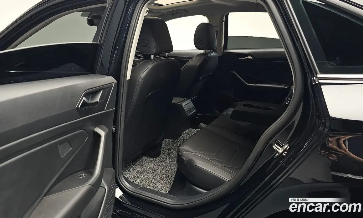 Volkswagen Jetta 2021 1.4 автомат (гидро), фото 16